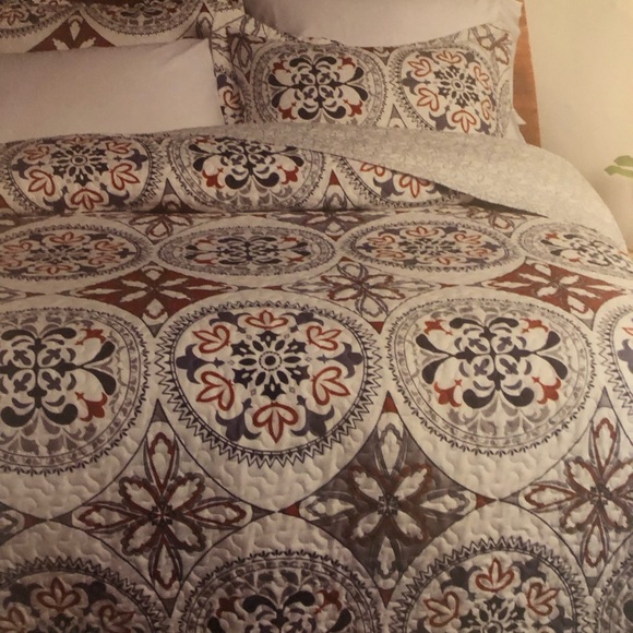 Very new in bag - Picture 7 of 9